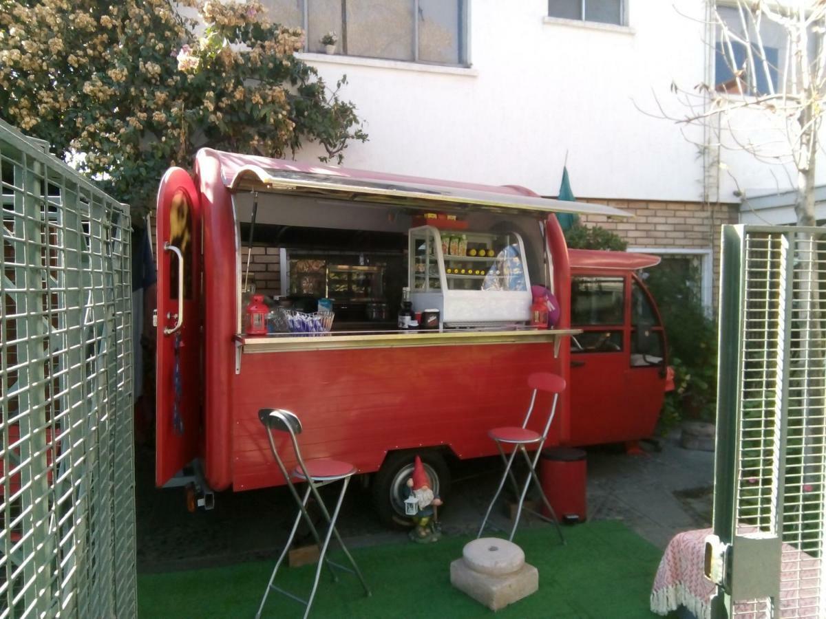 Bed & Breakfast Blumen Haus Santiago Exterior photo